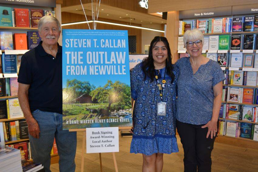 Author Steven T. Callan, Barnes & Noble associate Jennifer, and Kathy Callan at Steve's Redding Barnes & Noble book signing to celebrate the release of his new novel, The Outlaw from Newville.