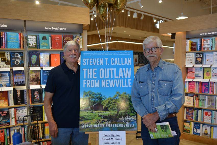 Author Steven T. Callan and friend at his Redding Barnes & Noble book signing to celebrate the release of his new novel, The Outlaw from Newville.